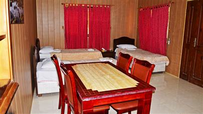 اتاق سه تخته هتل ساحل طلایی قشم اتاق سه تخته هتل ساحل طلایی قشم